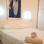 酒店 天竺葵同性恋公寓 4*
