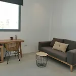 天竺葵同性恋公寓 4* Mykonos Town
